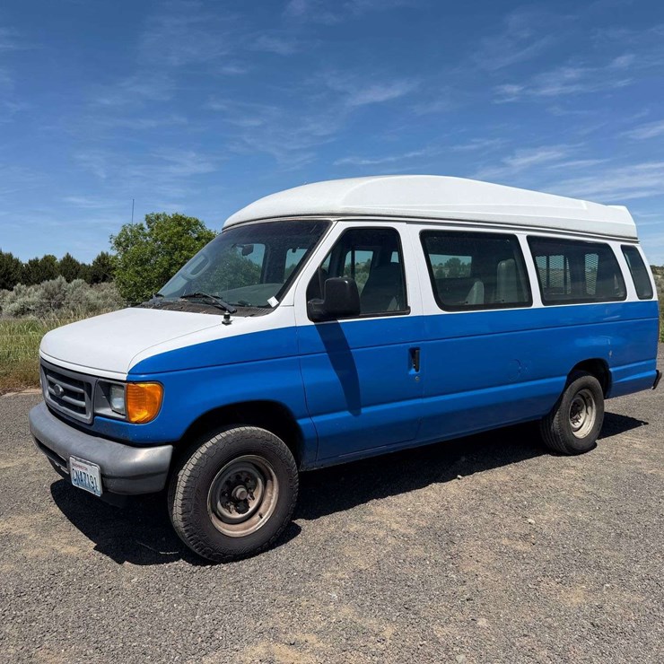 2007 Ford Econoline E-250 Wheelchair Van