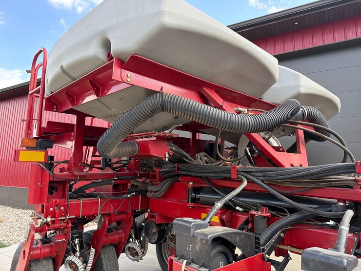 2012-case-ih-1250-image-51