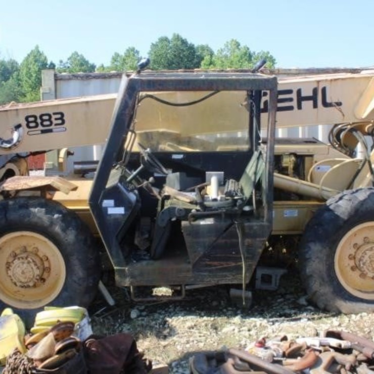 GEHL 883