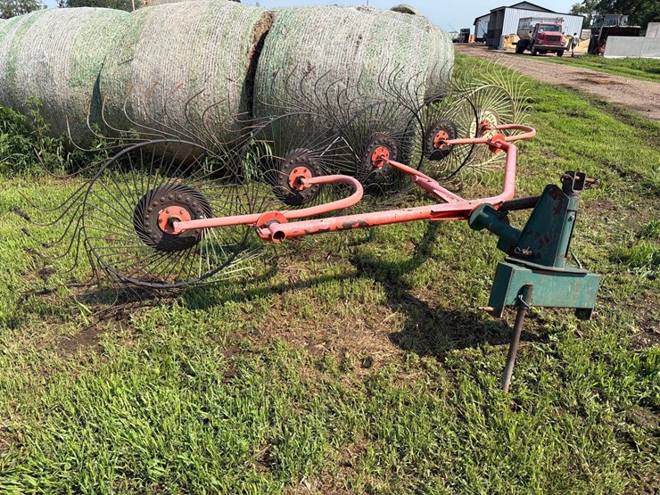 5-wheel-3pt-rake-image-1