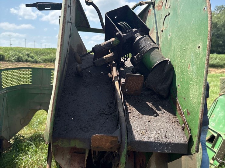 john-deere-237-image-27