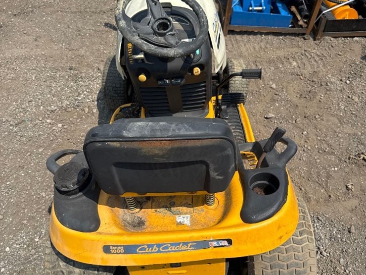 cub-cadet-lt1042-image-4