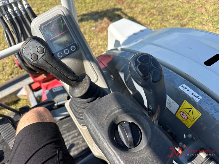 takeuchi-tb230-image-26