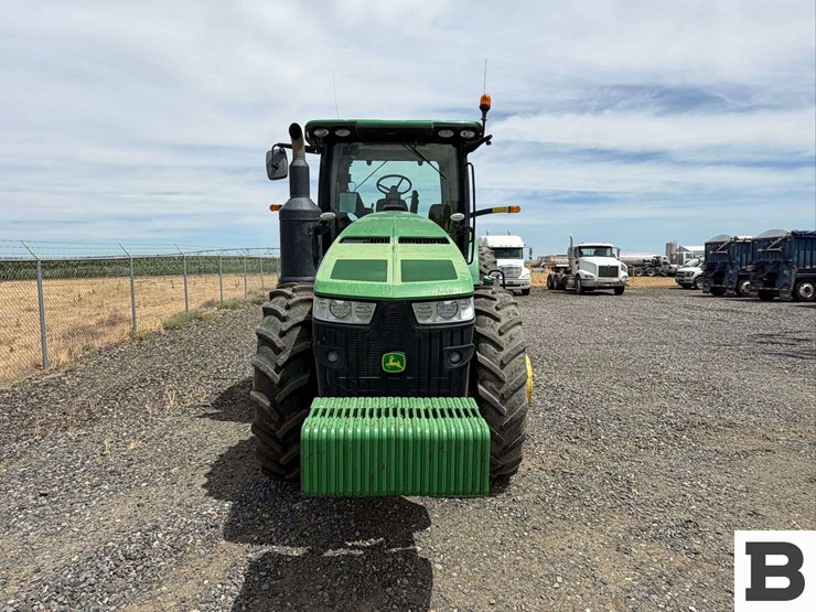 2014-john-deere-8345r-image-8