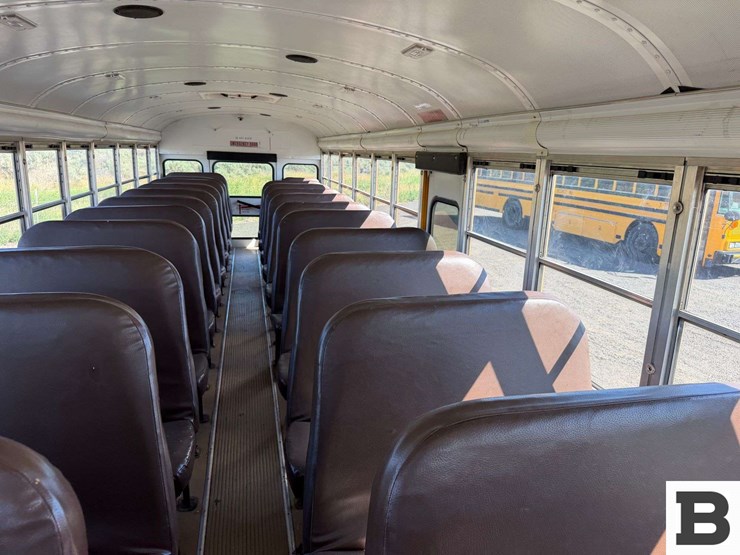 2013-blue-bird-bb-conventional-school-bus-image-41