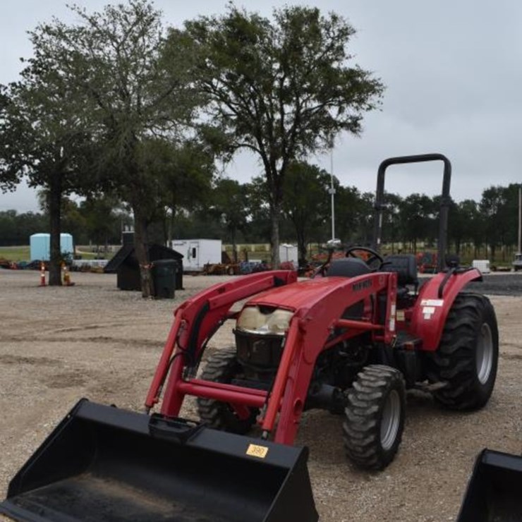 MAHINDRA 3535