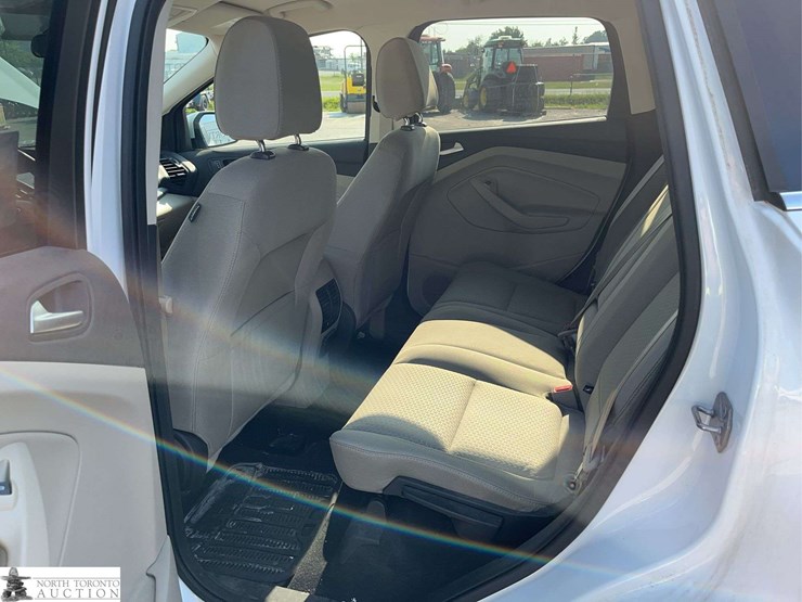 2017-ford-escape-image-15