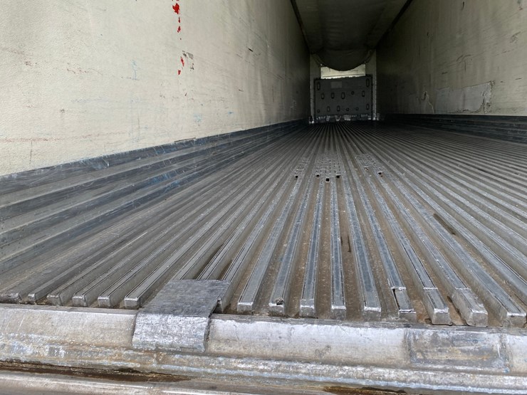 2005-utility-3000r-reefer-image-14