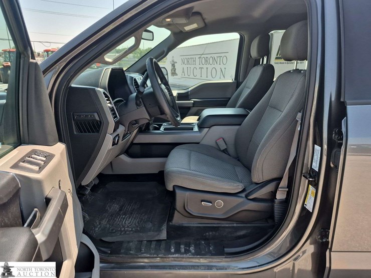 2017-ford-f150-image-13