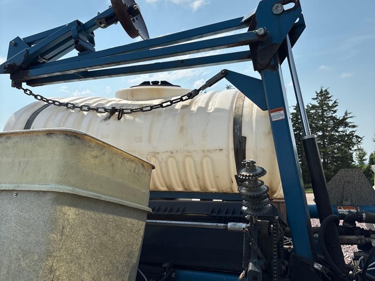 kinze-2210-image-45