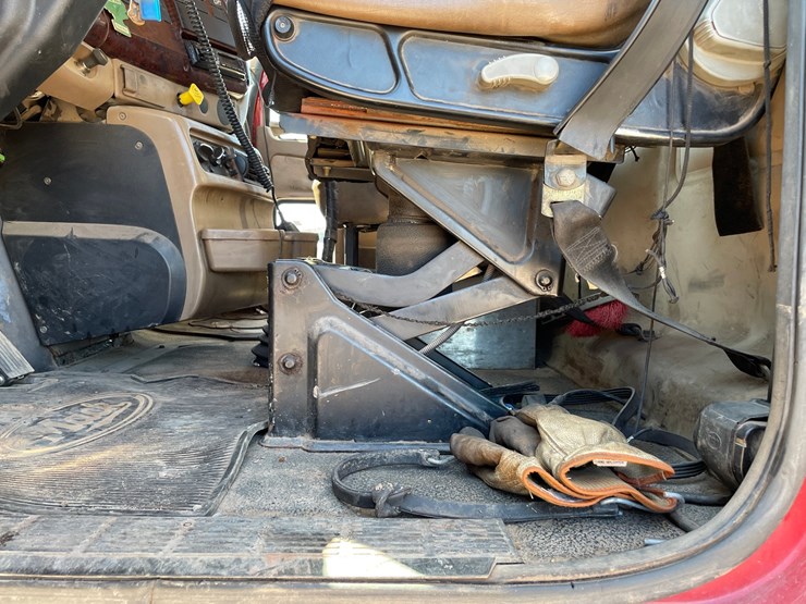 2007-mack-cl700-image-77
