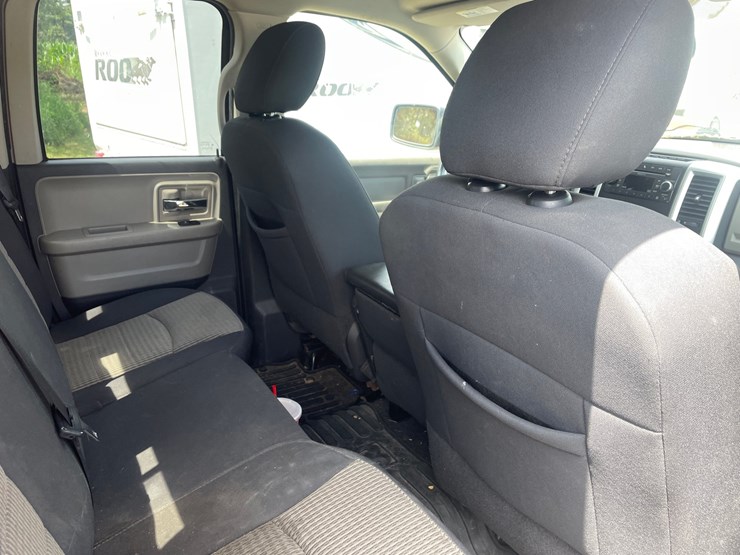 2011-dodge-1500-image-54