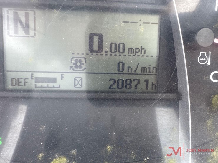 kubota-m6s-111d-image-25