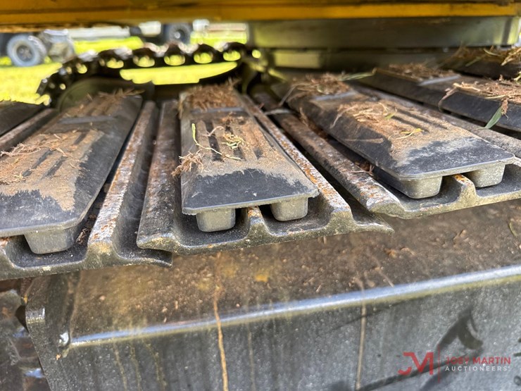 caterpillar-305.5e2-image-8