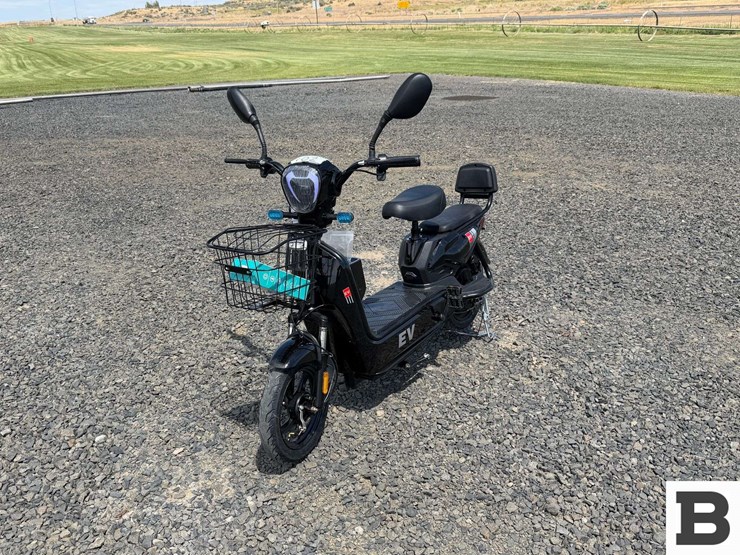 2026-sdlanch-two-wheeled-electric-vehicle-image-2
