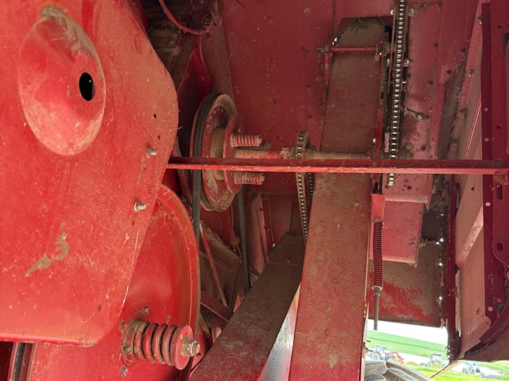 case-ih-1640-image-48