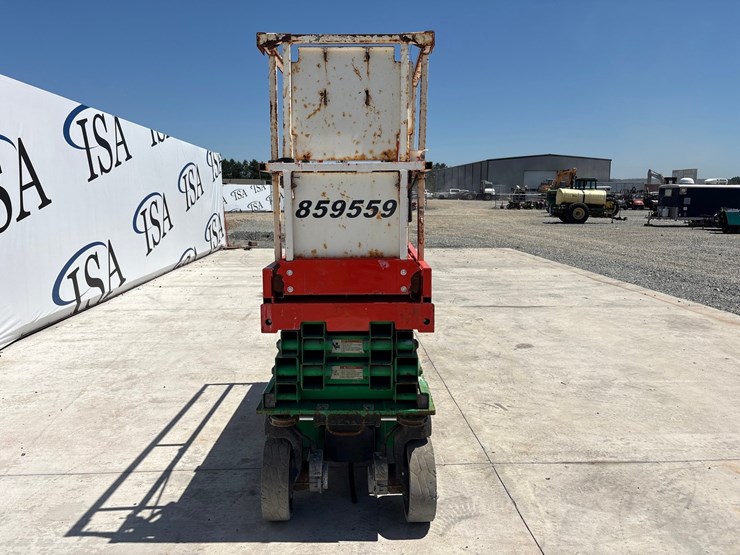 2016-jlg-2032es-image-8