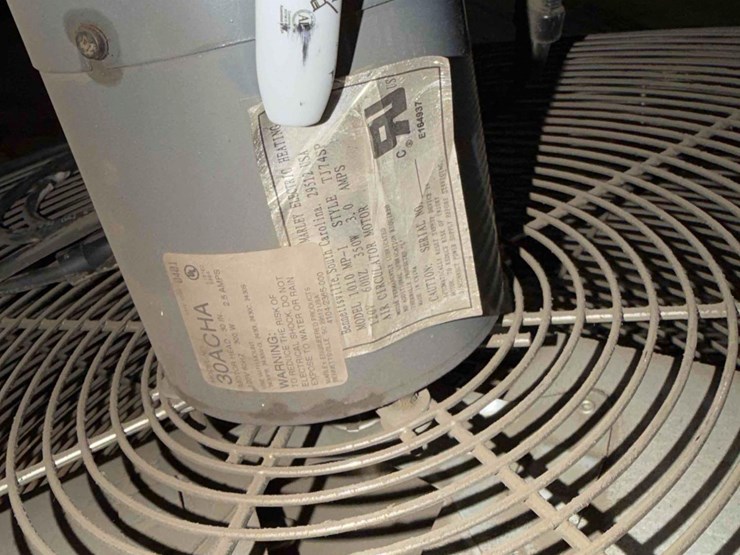 3-30”-industrial-fans-image-3
