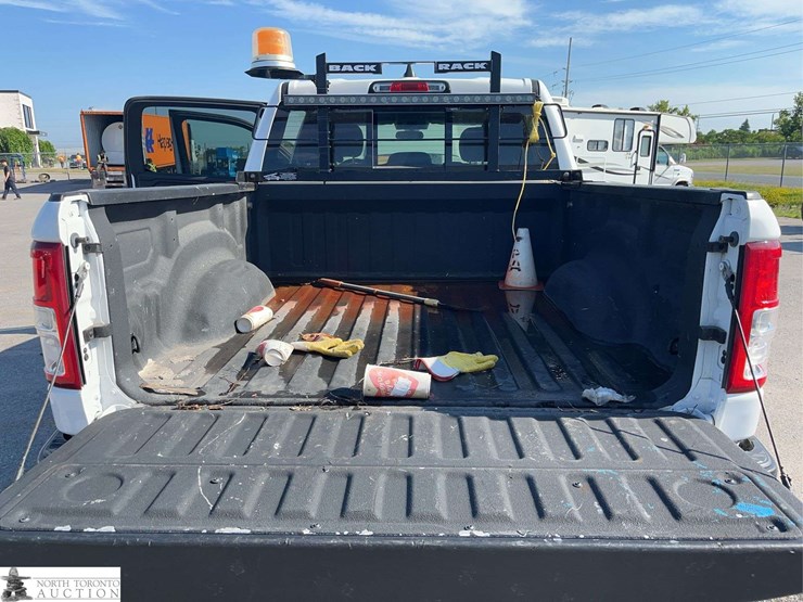 2019-dodge-1500-image-22