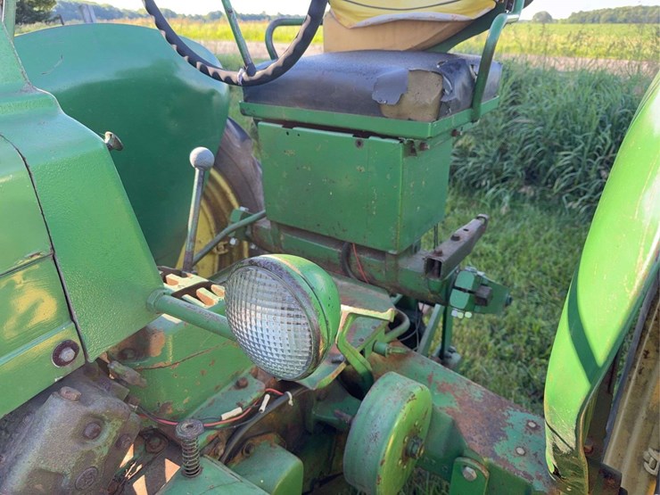 john-deere-50-image-12