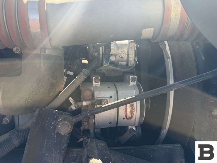 2017-kenworth-t370-image-70