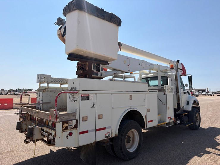 2008-international-workstar-7400-image-6