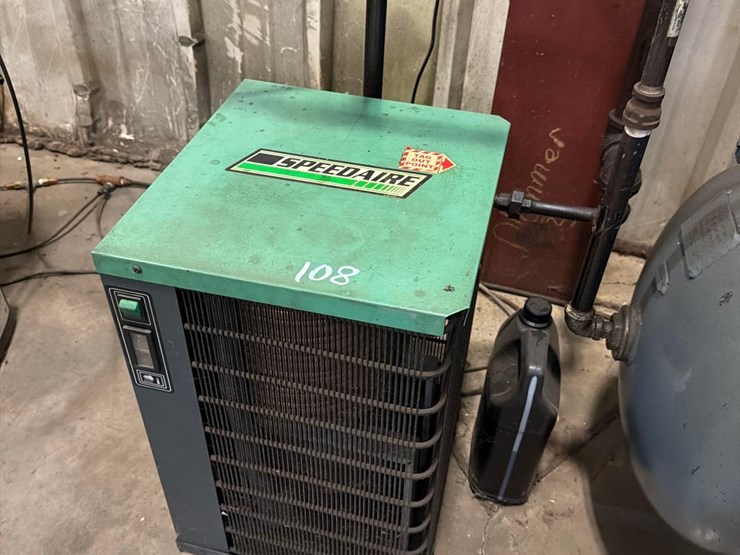 speedaire-compressor-chiller-image-1