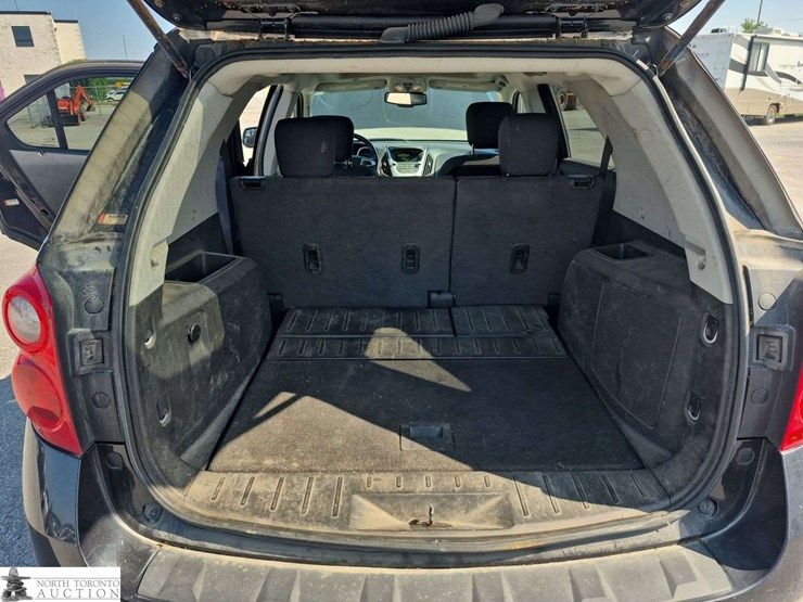 2013-chevrolet-equinox-image-32