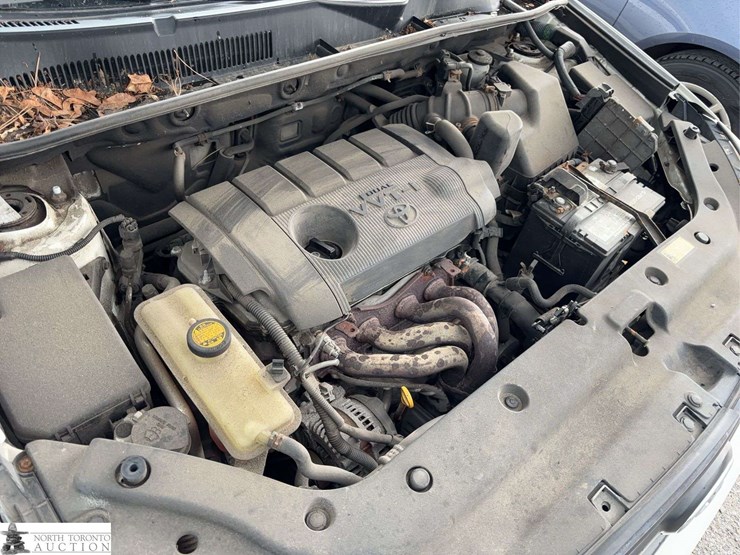 2011-toyota-rav4-image-59