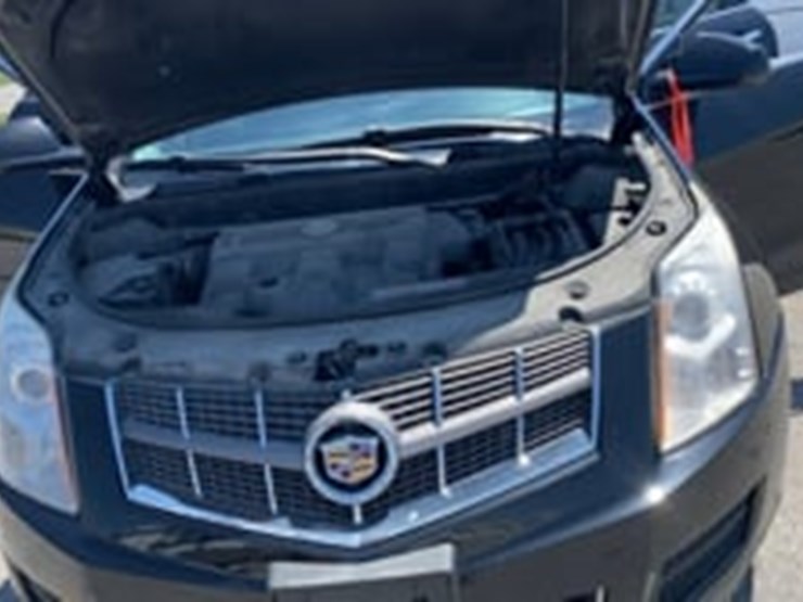 cadillac-srx-image-9