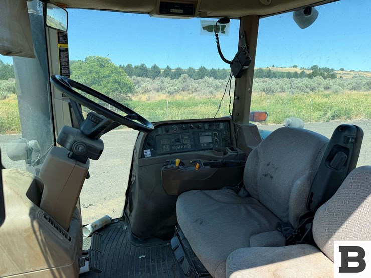 2007-john-deere-8330-image-57