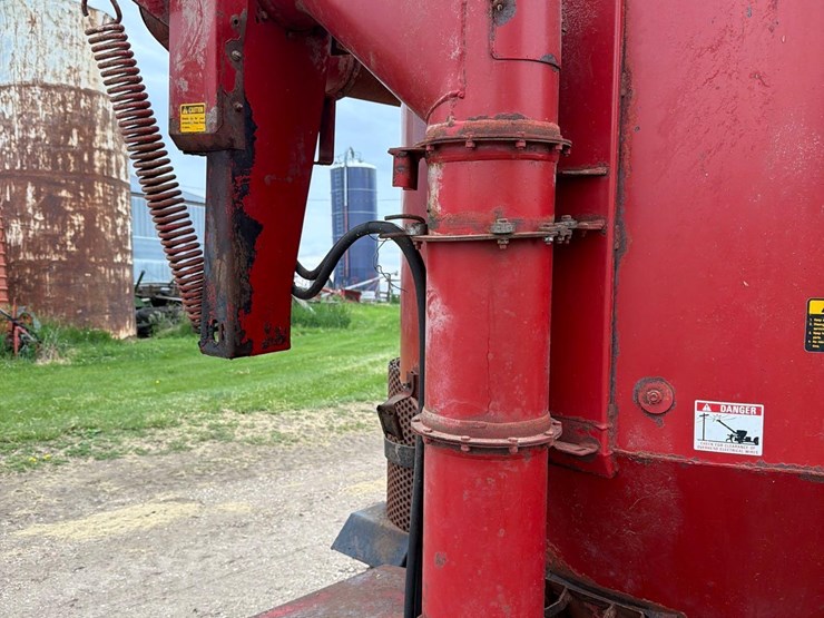 case-ih-1250-image-9