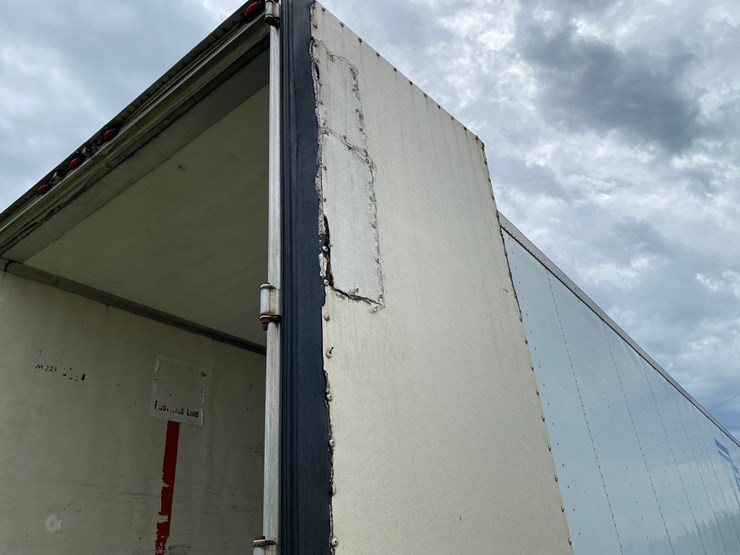 2005-utility-3000r-reefer-image-44