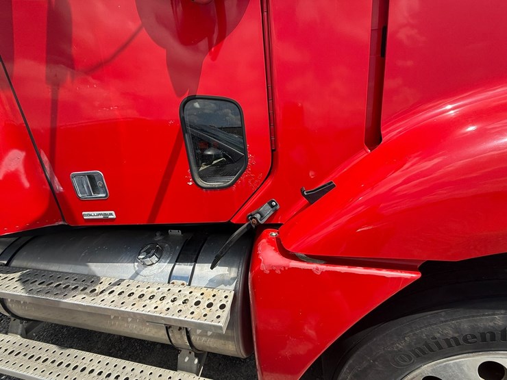 #47453-•-inop-2007-freightliner-columbia-t/a-truck-tractor-1fuja6cy07lx38975-inv#-47453-image-27