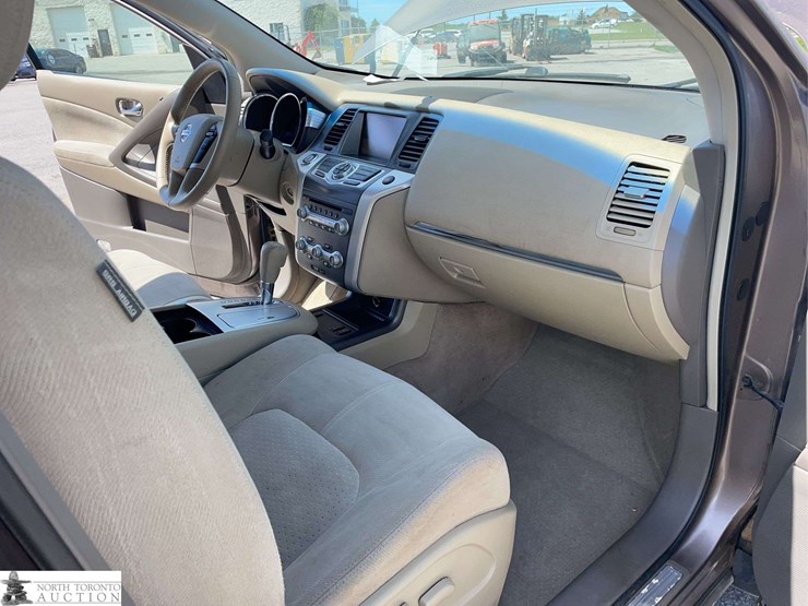 2011-nissan-murano-image-18