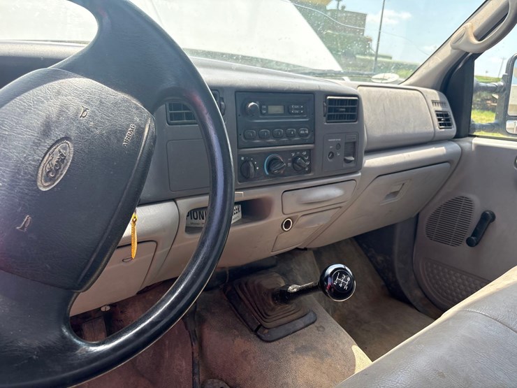 1999-ford-f250-xl-image-52