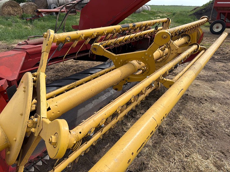new-holland-499-image-15