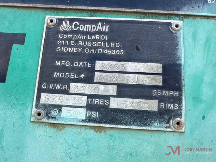 compair-1850-towable-air-compressor-image-9