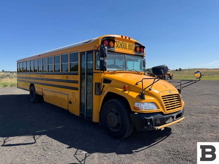 2013-blue-bird-bb-conventional-school-bus-image-8