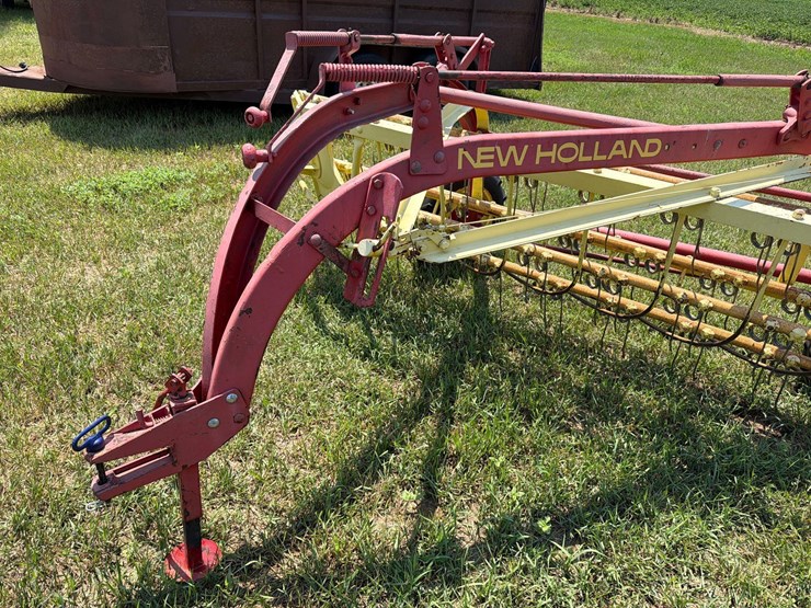new-holland-56-image-9