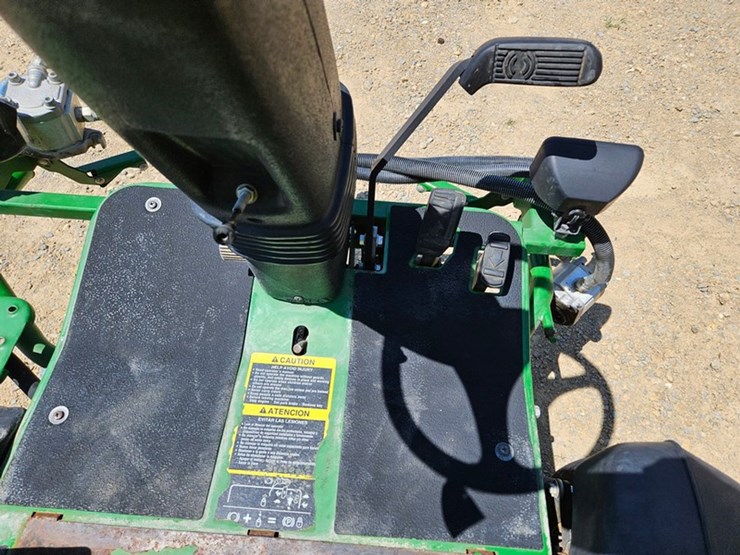 john-deere-2500b-image-23