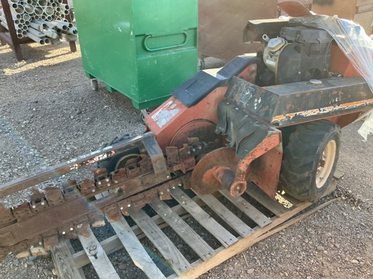 ditch-witch-1820-image-3