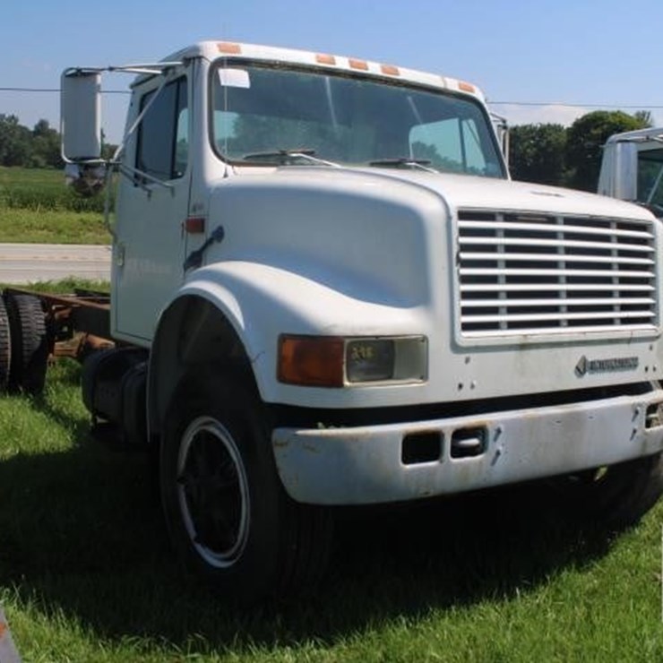 1992 INTERNATIONAL 4700