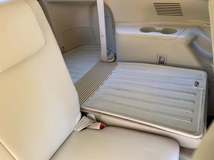 2016-toyota-highlander-image-27