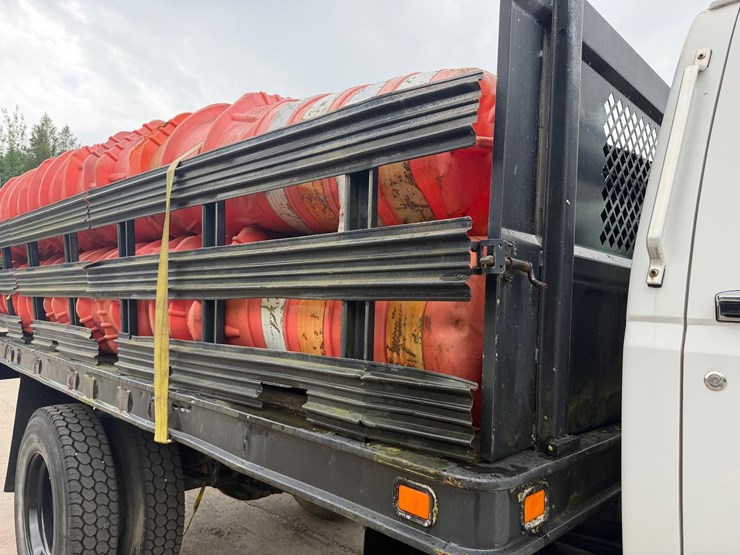 ford-f700-image-22