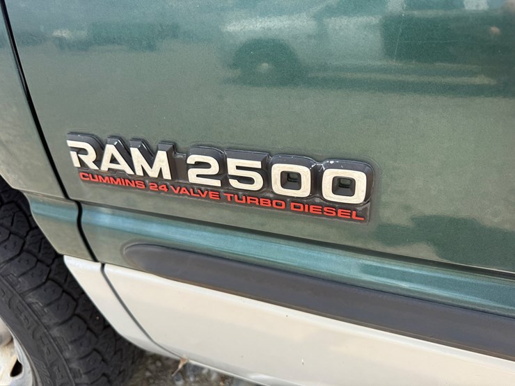 1999-dodge-ram-2500-image-25