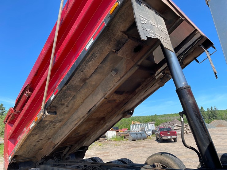 2007-mack-cl700-image-91
