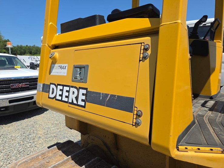 deere-650h-lt-image-24