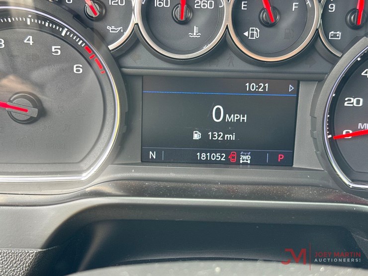 2020-chevrolet-silverado-1500-image-31