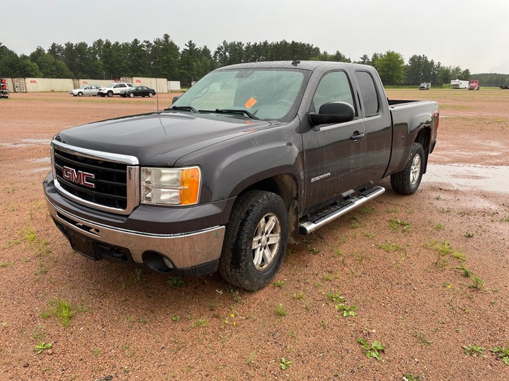 2010-gmc-1500-image-1
